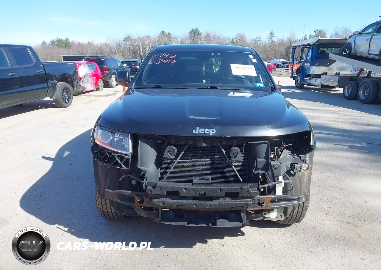 2014 Jeep Grand Cherokee Laredo VIN:1C4RJFAG5EC392563 - 13
