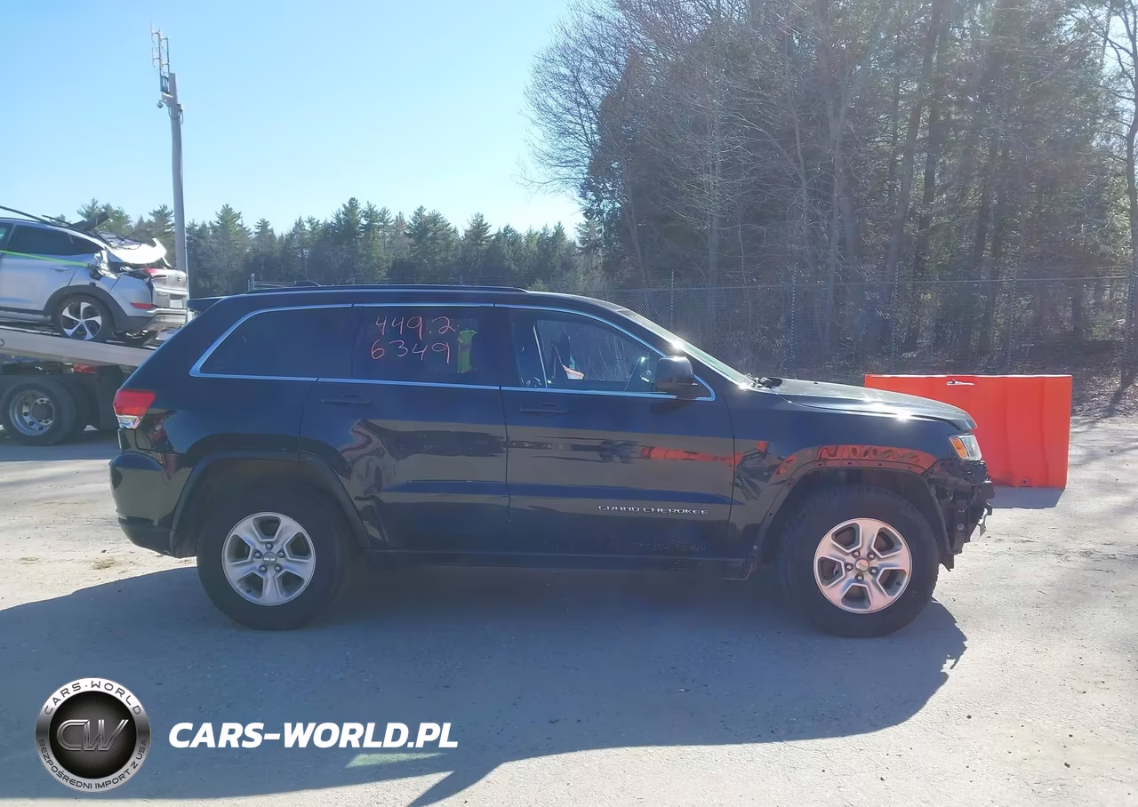 2014 Jeep Grand Cherokee Laredo VIN:1C4RJFAG5EC392563 - 14
