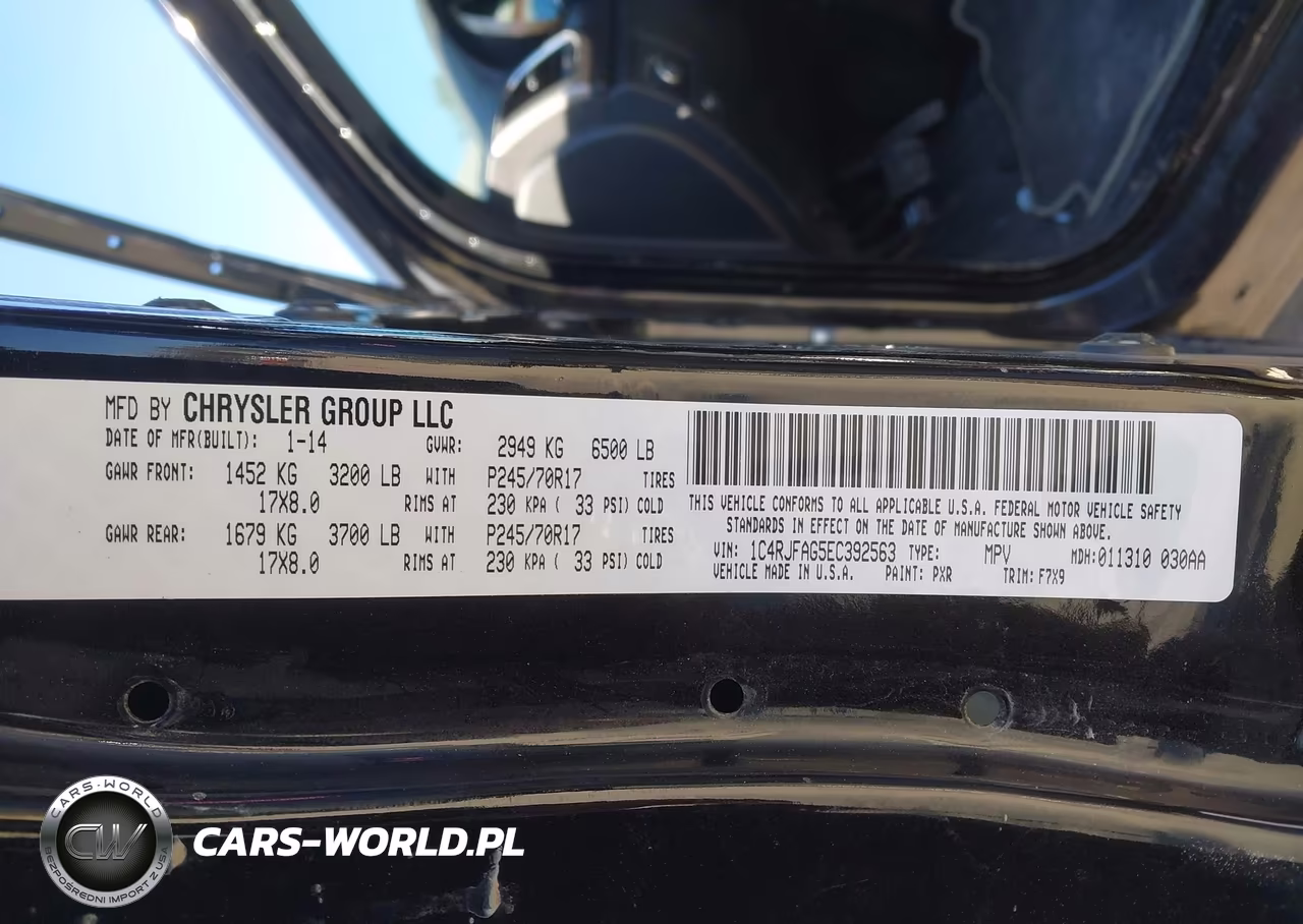 2014 Jeep Grand Cherokee Laredo VIN:1C4RJFAG5EC392563 - 9
