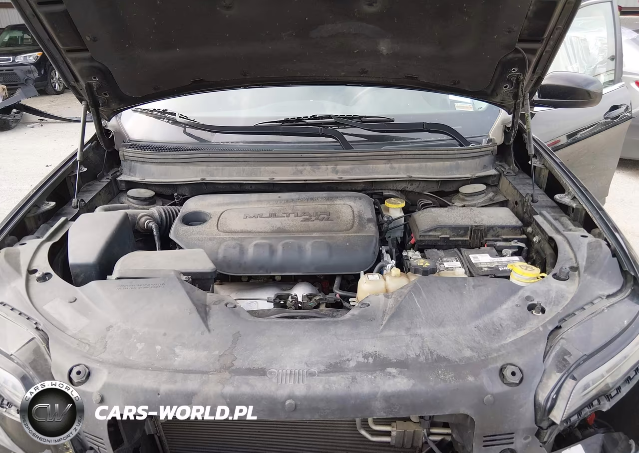 2019 Jeep Cherokee Latitude 4X4 VIN:1C4PJMCB5KD369013 - 10