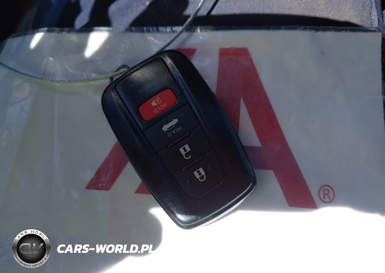 2018 Toyota Camry Se VIN:4T1B11HK7JU081330 - 11