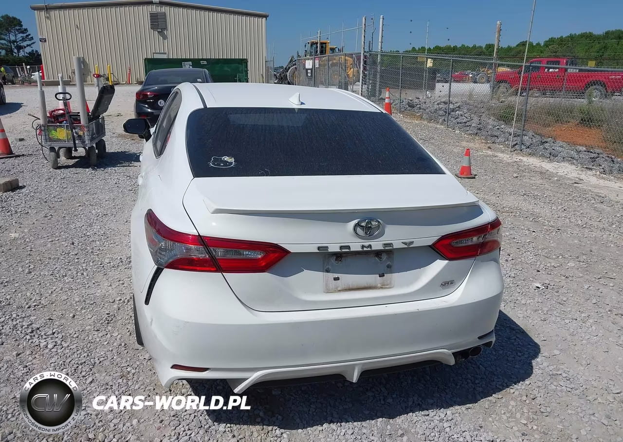 2018 Toyota Camry Se VIN:4T1B11HK7JU081330 - 16
