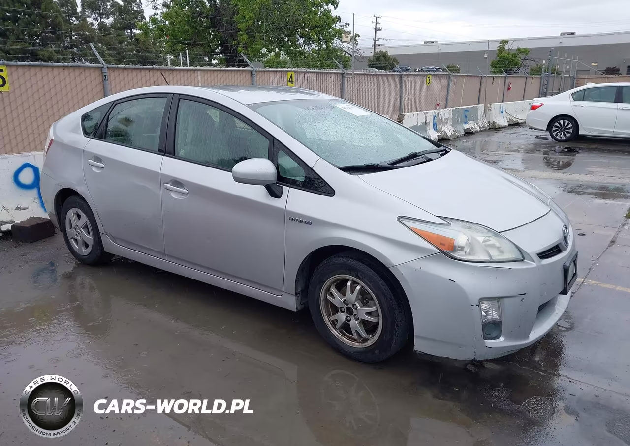 2011 Toyota Prius Three