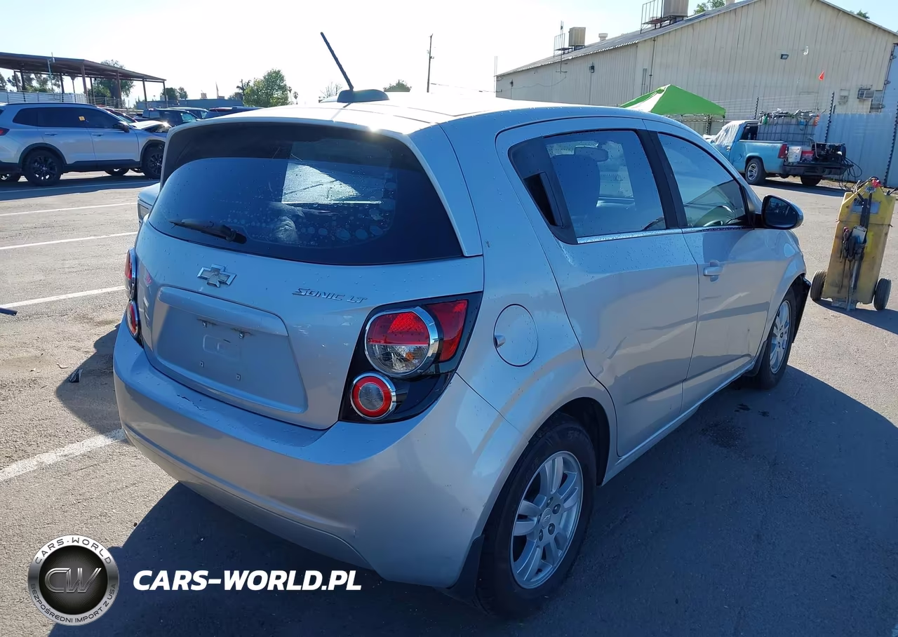 2016 Chevrolet Sonic Lt Auto VIN:1G1JC6SH8G4149835 - 4
