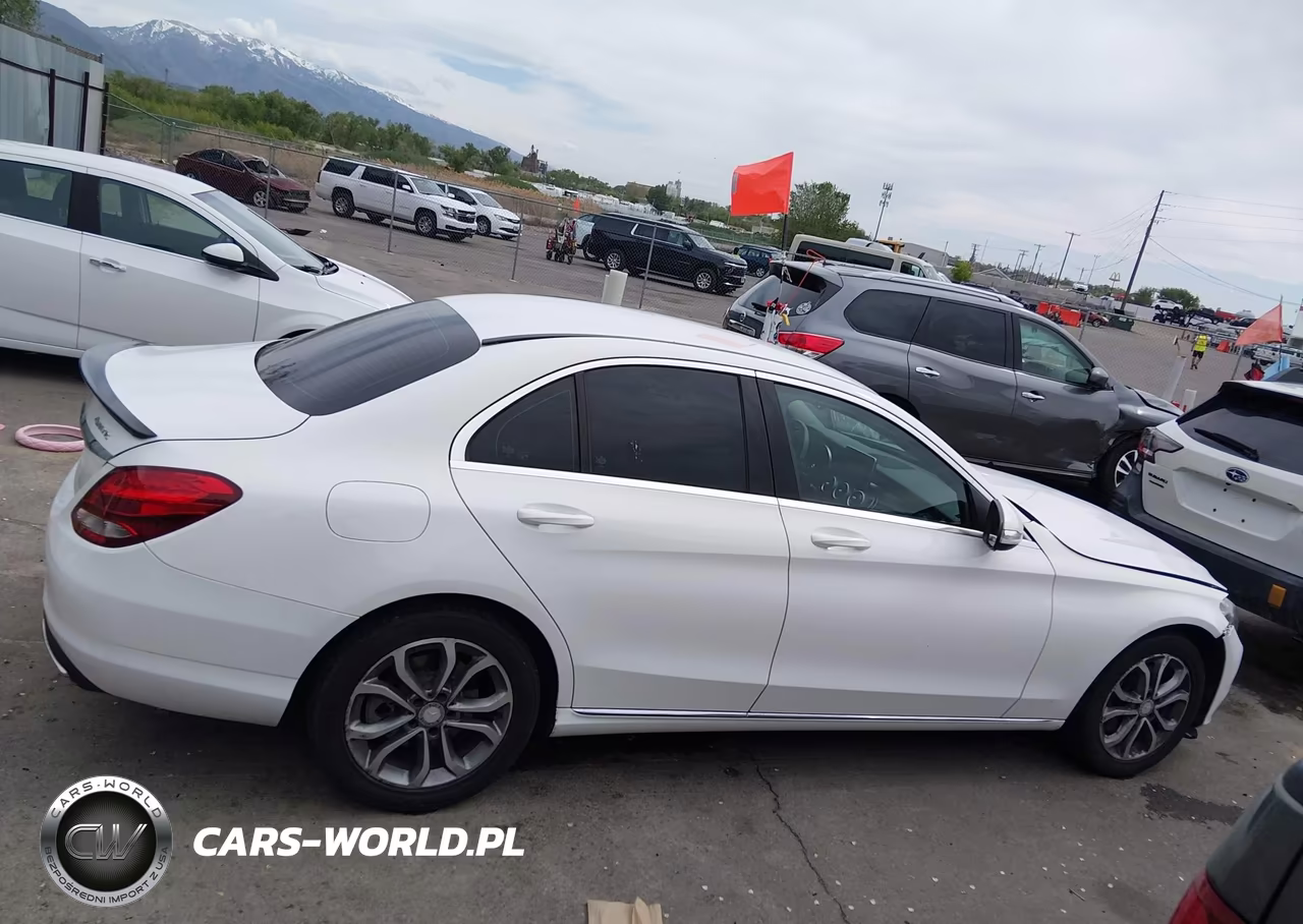 2015 Mercedes-Benz C 300 VIN:55SWF4JB1FU076691 - 13