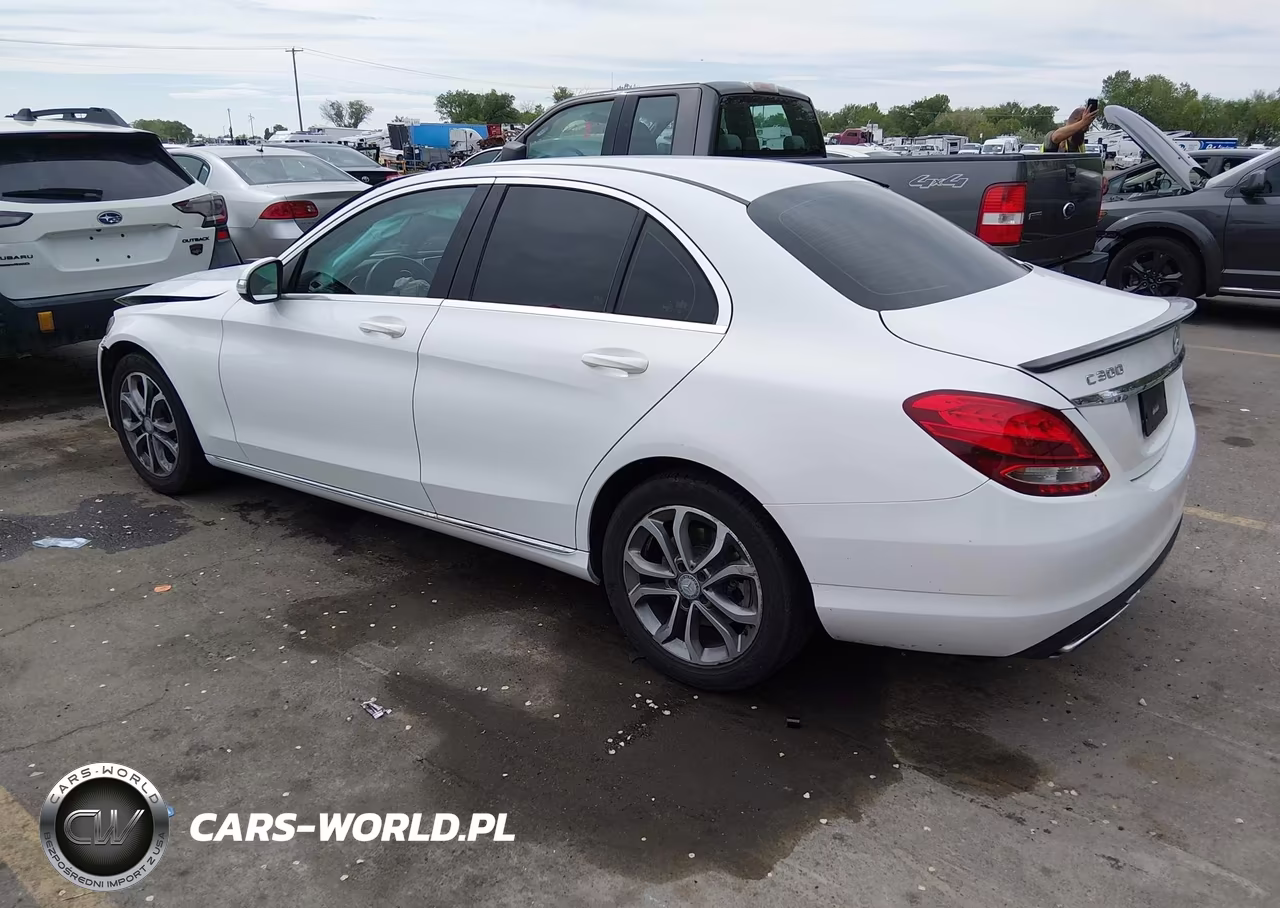 2015 Mercedes-Benz C 300 VIN:55SWF4JB1FU076691 - 3