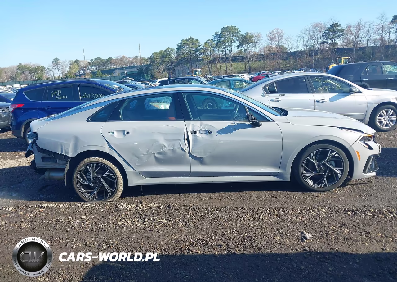 2025 Kia K5 Gt-Line VIN:KNAG64J77S5394700 - 13