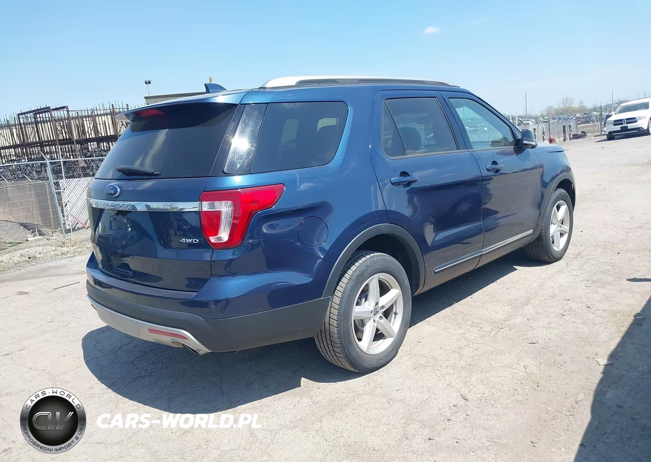 2017 Ford Explorer Xlt VIN:1FM5K8D81HGD01910 - 4