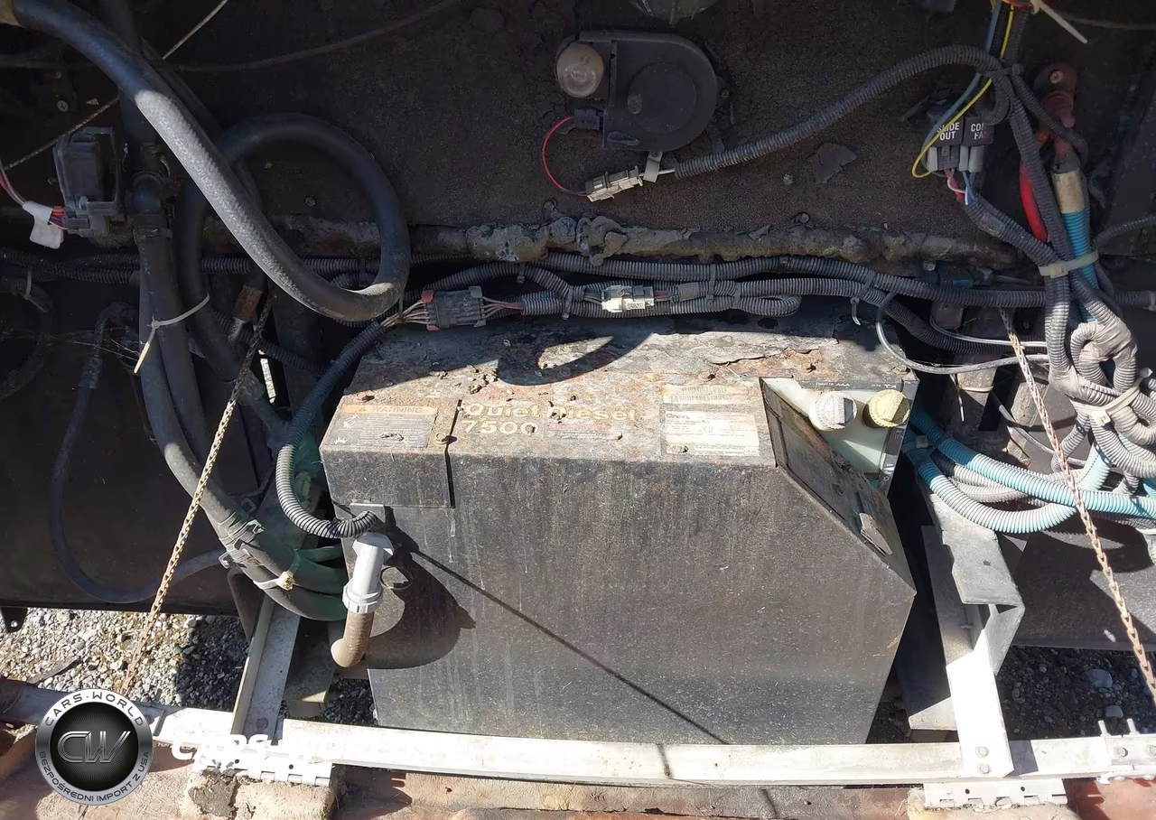 2000 Freightliner Chassis X Line Motor Home VIN:4UZ6XJCA7YCF87726 - 15