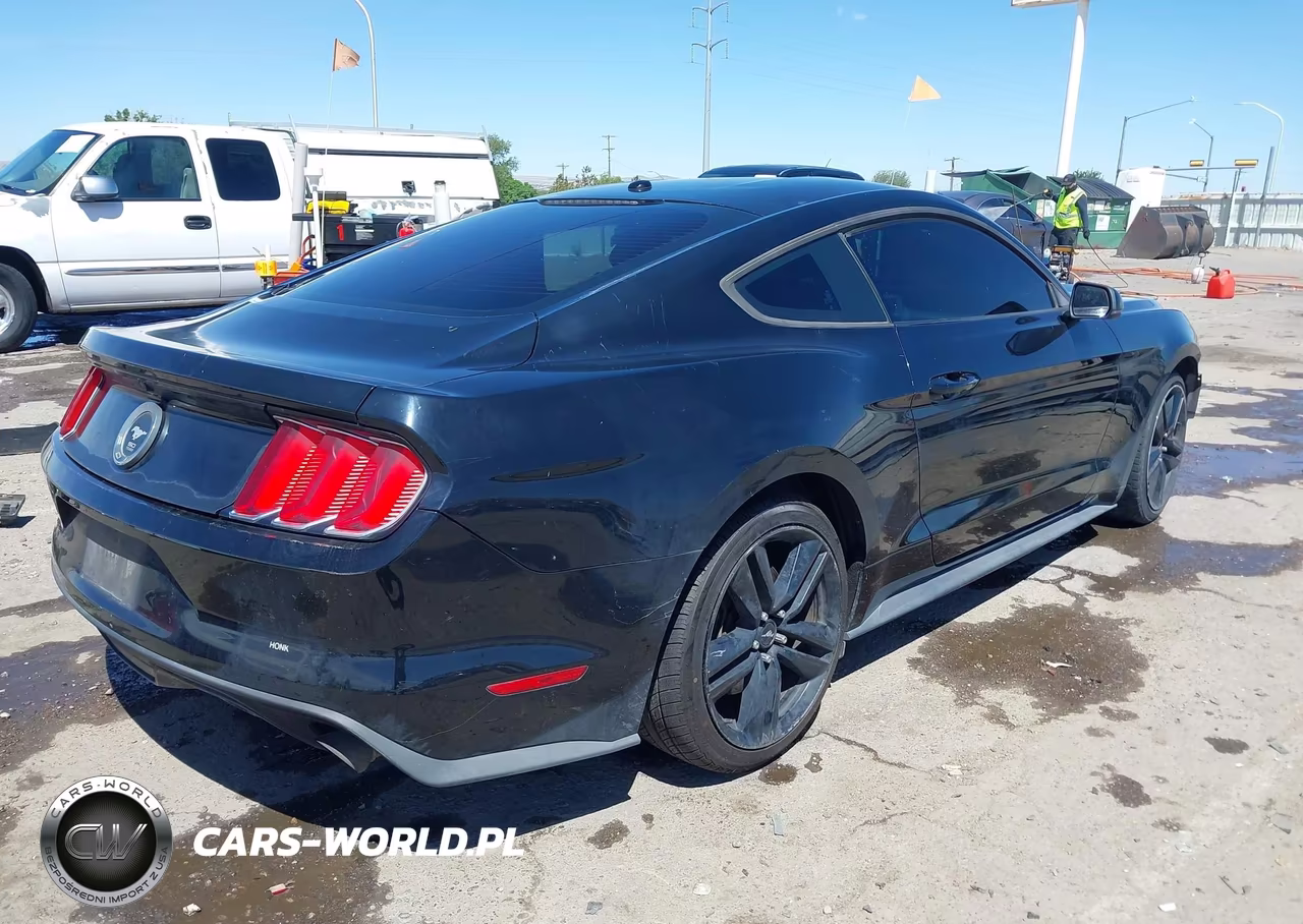 2015 Ford Mustang Ecoboost VIN:1FA6P8TH8F5305835 - 4