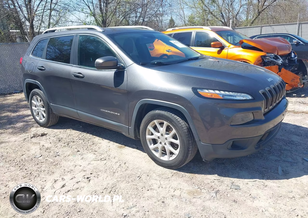 2016 Jeep Cherokee Latitude – zdjęcie 1 z 16