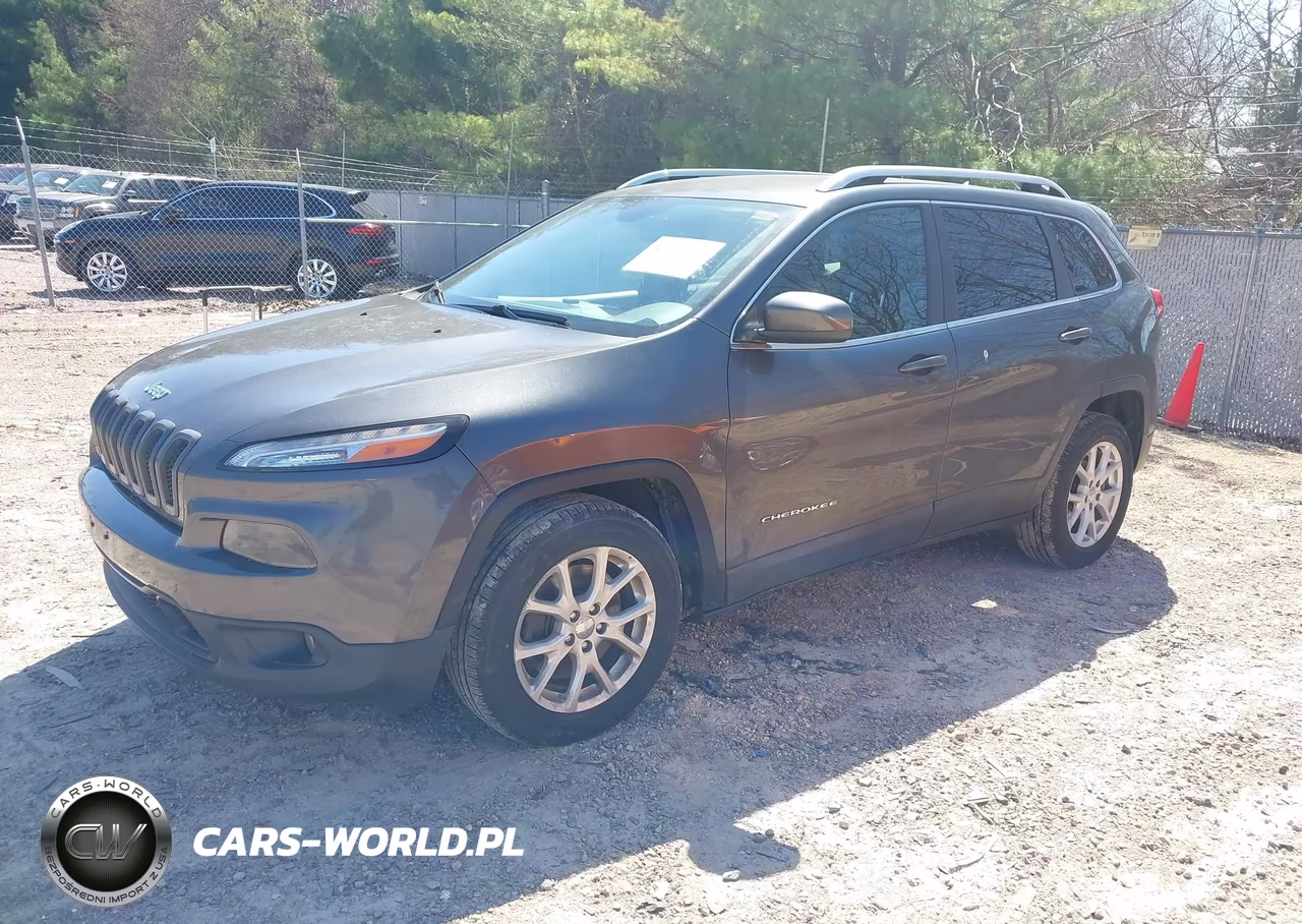2016 Jeep Cherokee Latitude VIN:1C4PJLCB0GW216397 - 2
