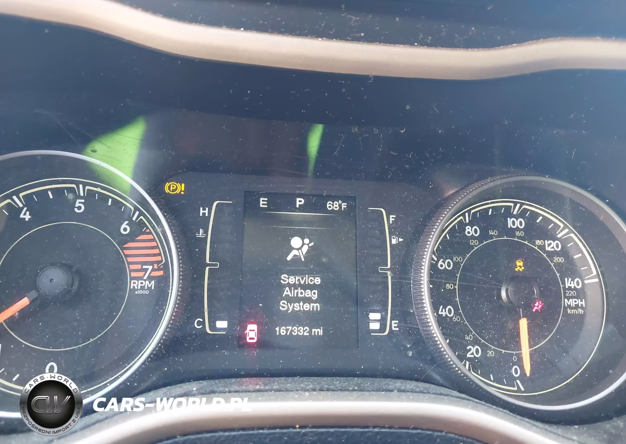 2016 Jeep Cherokee Latitude VIN:1C4PJLCB0GW216397 - 7