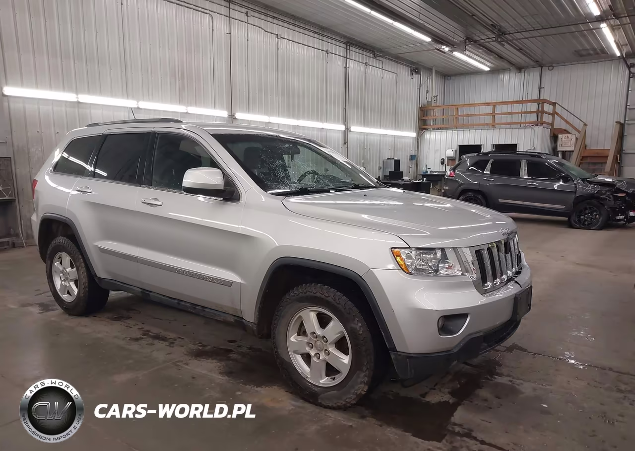 2013 Jeep Grand Cherokee Laredo – zdjęcie 1 z 18