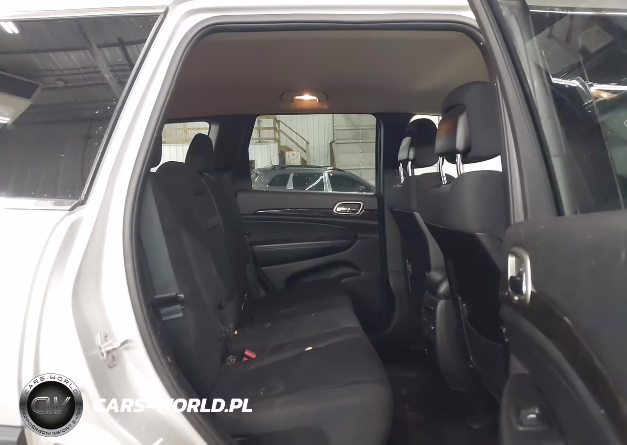2013 Jeep Grand Cherokee Laredo VIN:1C4RJFAG1DC503379 - 8