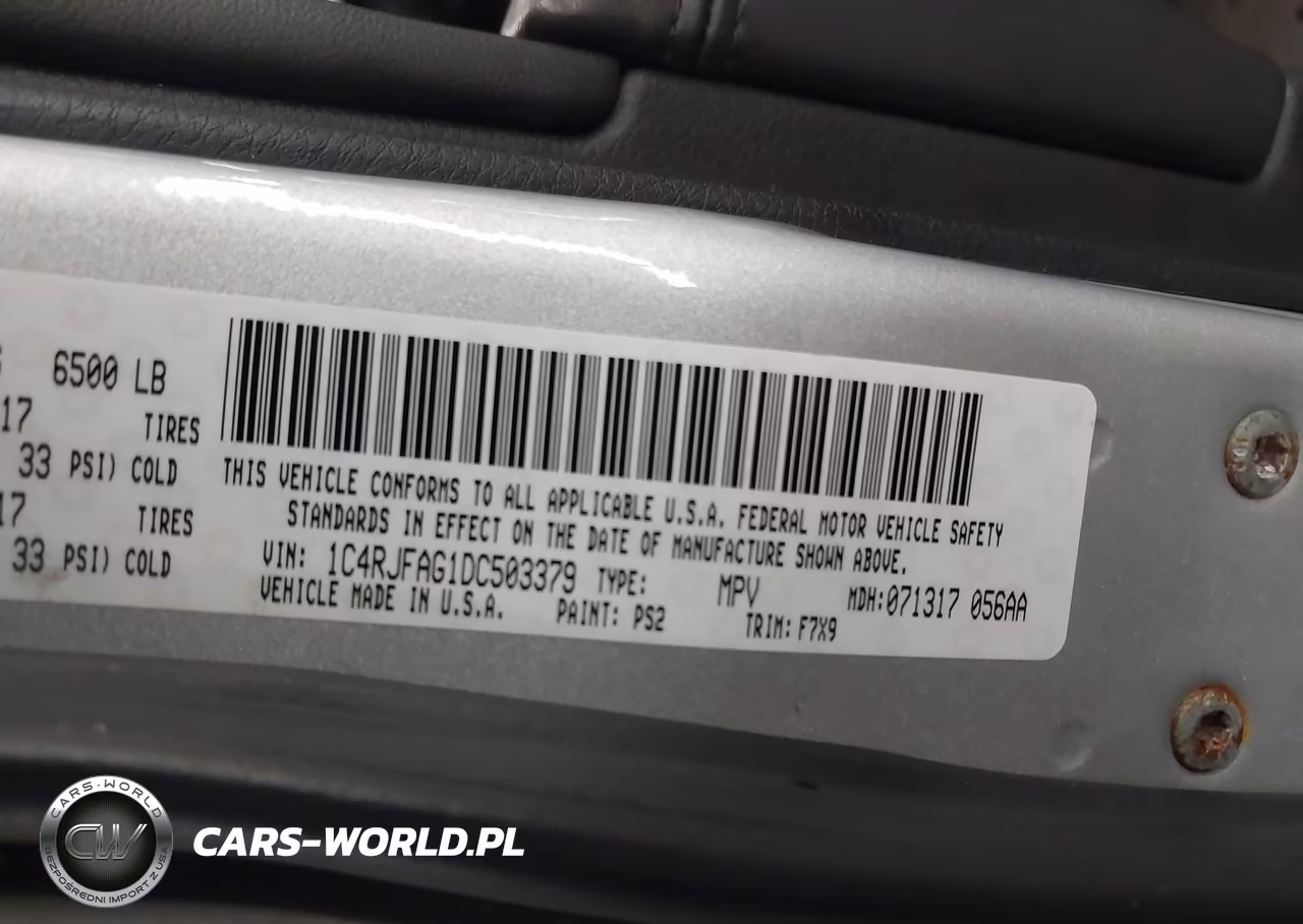 2013 Jeep Grand Cherokee Laredo VIN:1C4RJFAG1DC503379 - 9