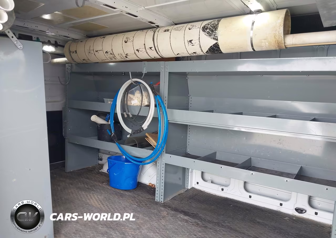 2018 Ford Transit-250 VIN:1FTYR1YM6JKA78617 - 8