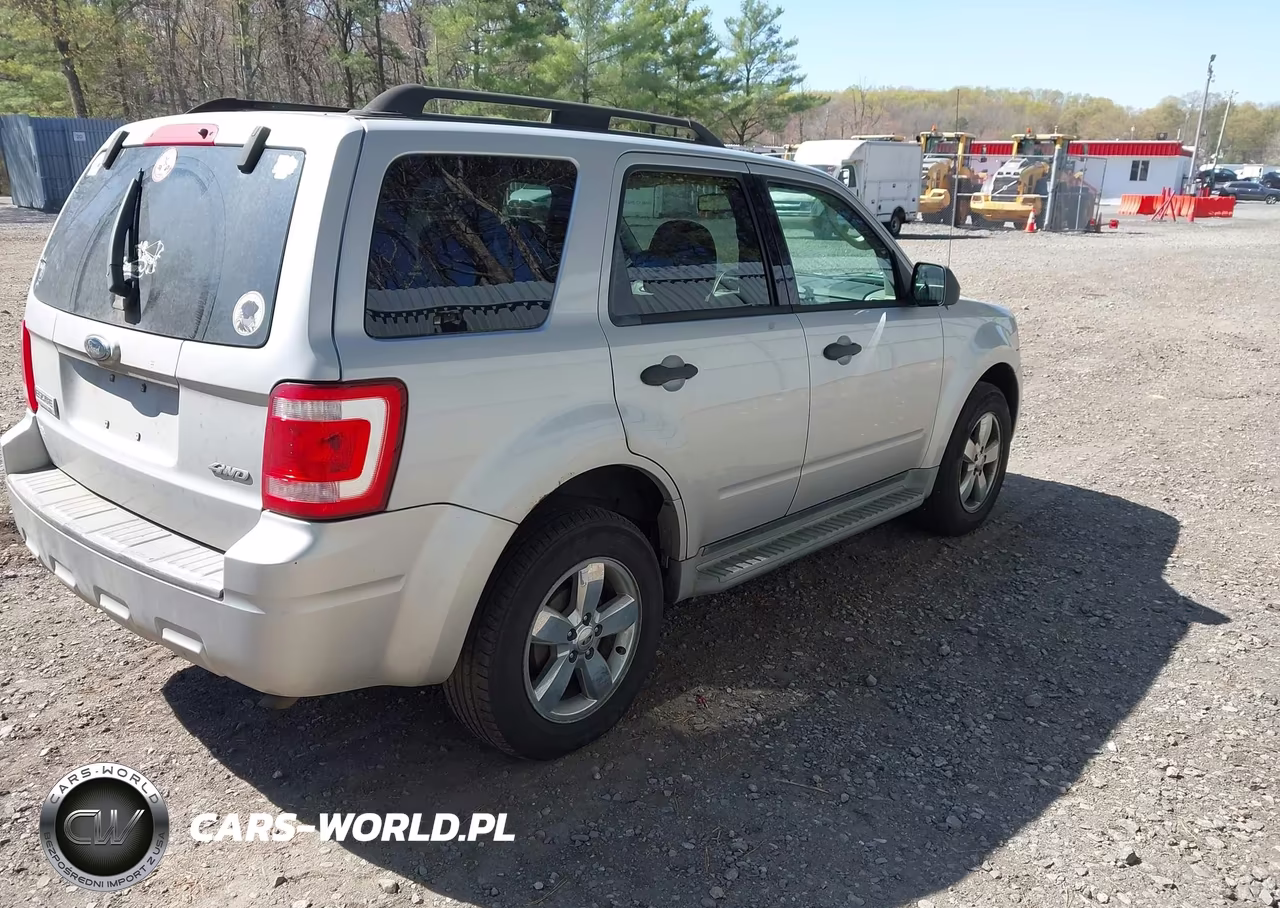 2009 Ford Escape Xlt VIN:1FMCU93G29KB94459 - 4