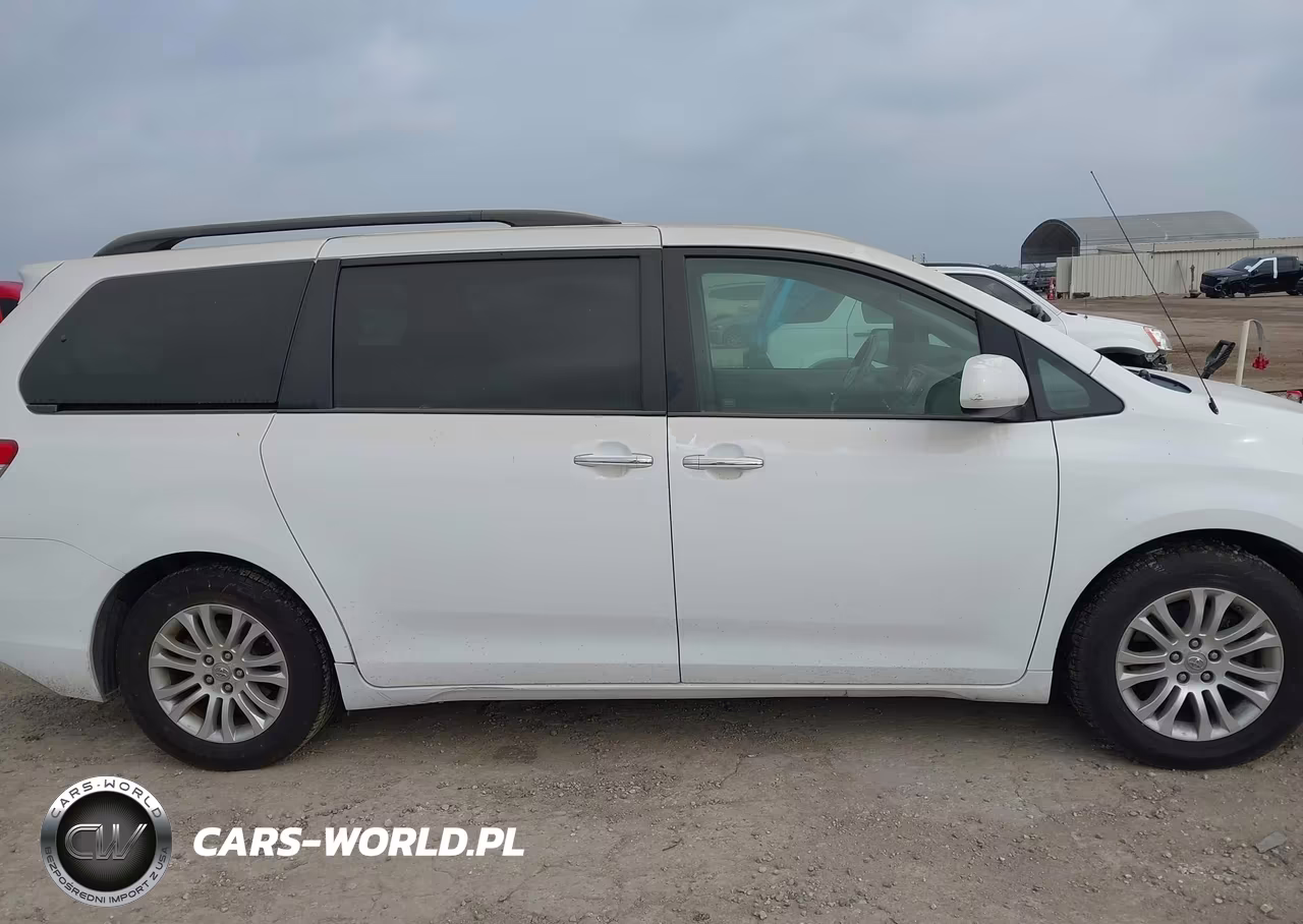 2012 Toyota Sienna Xle V6 8 Passenger VIN:5TDYK3DC2CS271114 - 13