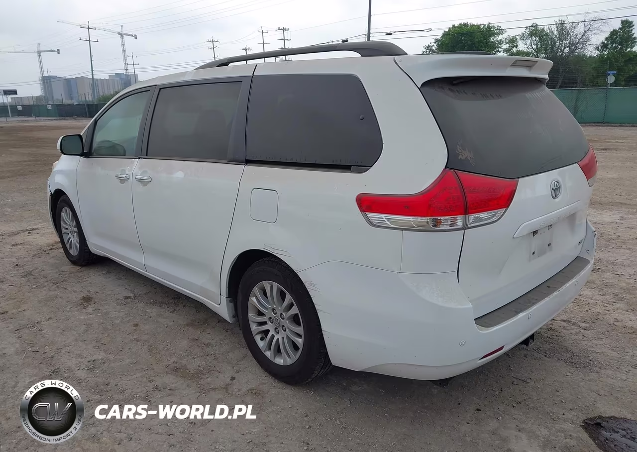 2012 Toyota Sienna Xle V6 8 Passenger VIN:5TDYK3DC2CS271114 - 3