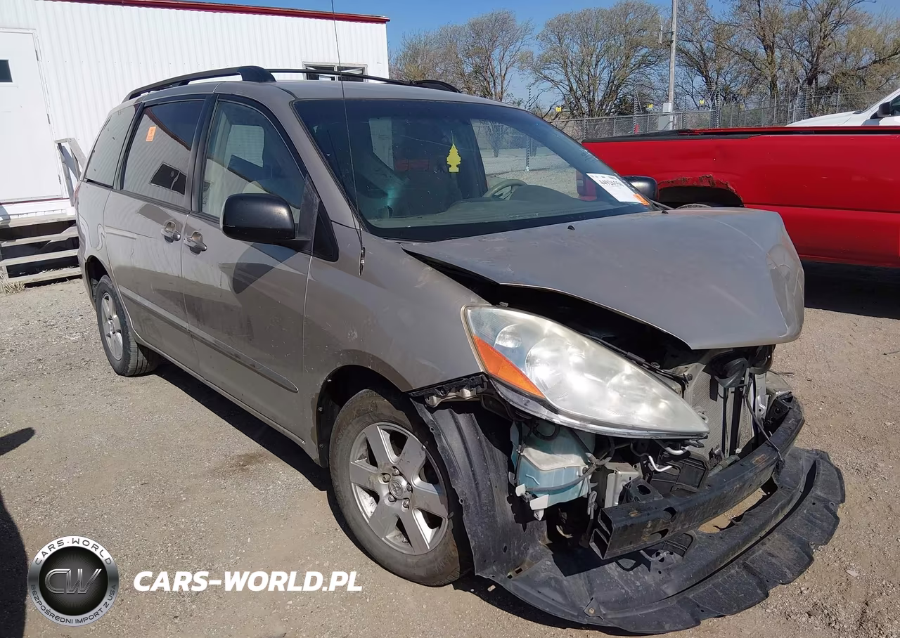 2010 Toyota Sienna Le