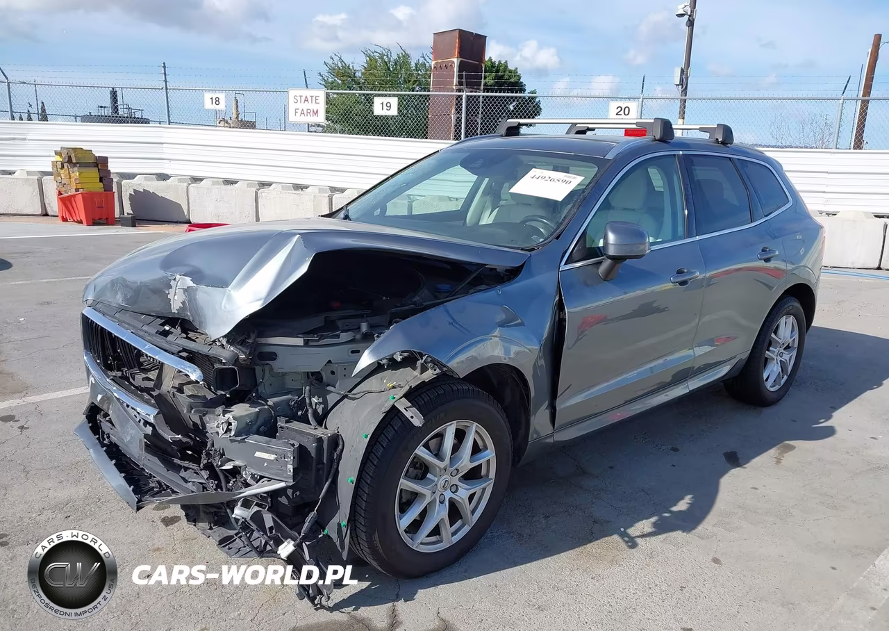 2020 Volvo Xc60 T5 Momentum VIN:YV4102RK8L1421772 - 2