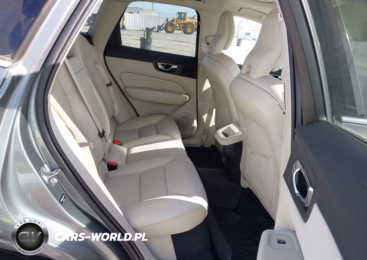 2020 Volvo Xc60 T5 Momentum VIN:YV4102RK8L1421772 - 8