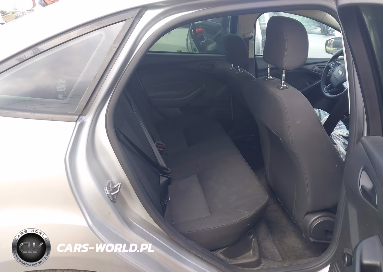 2017 Ford Focus S VIN:1FADP3E21HL314880 - 8