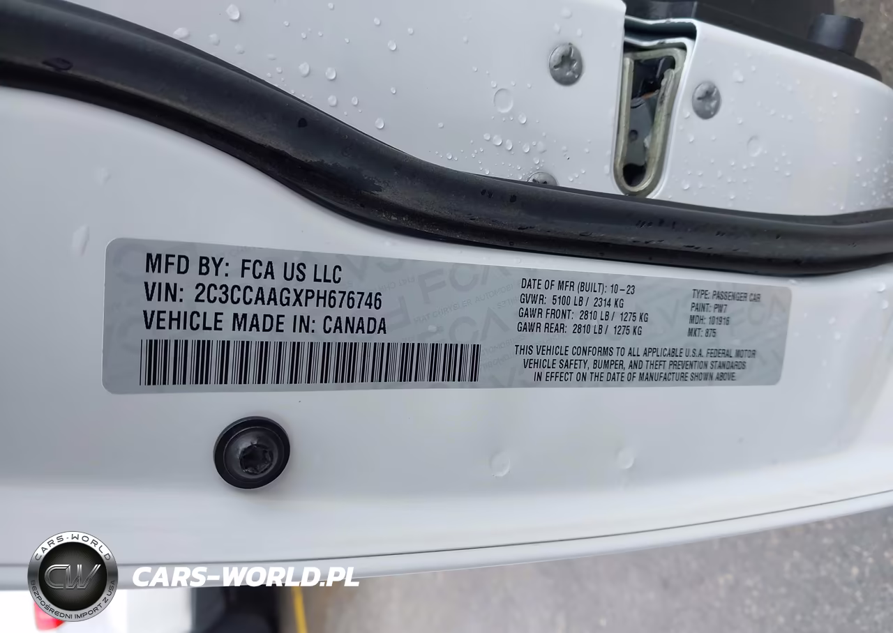 2023 Chrysler 300 Touring VIN:2C3CCAAGXPH676746 - 9