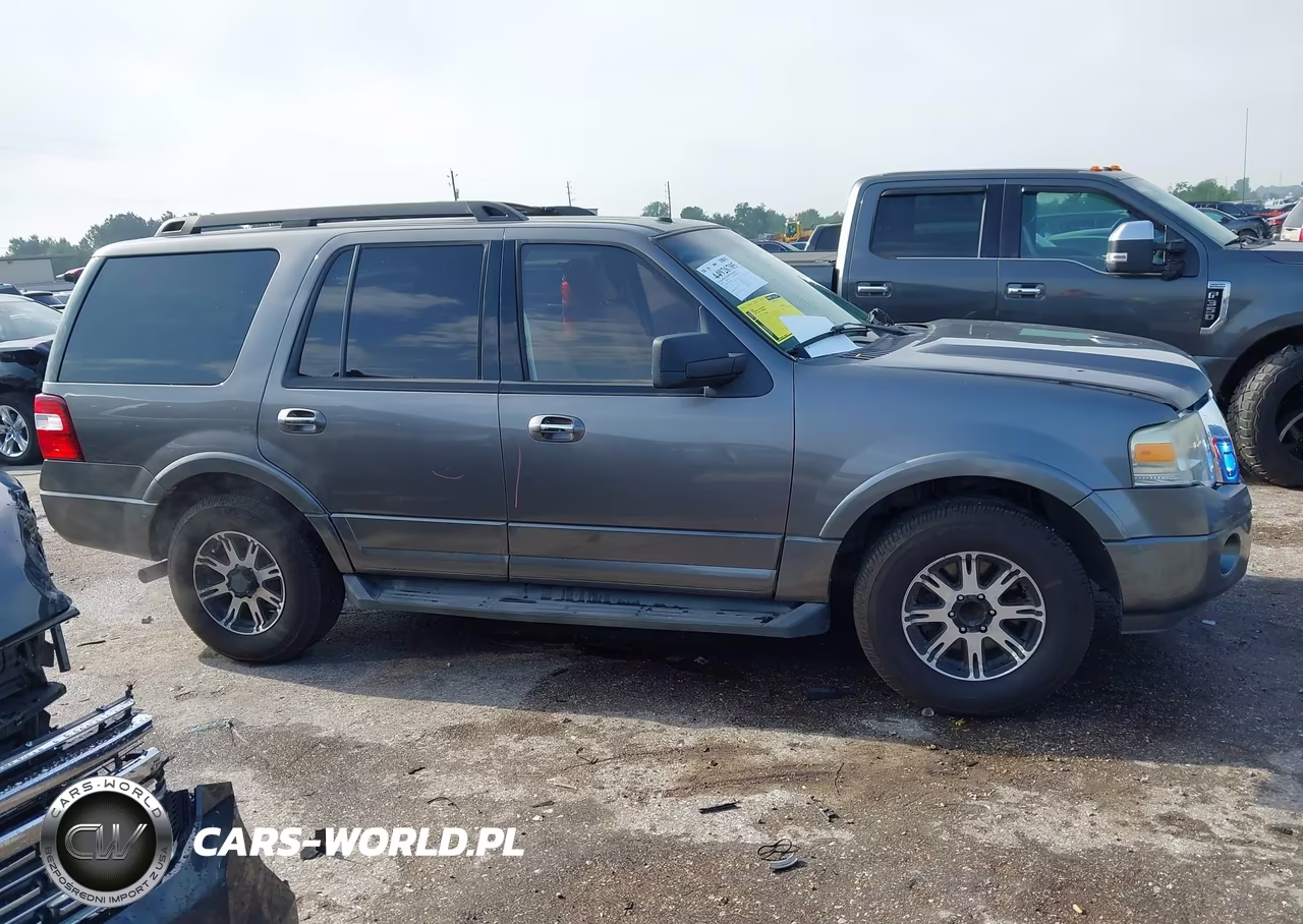 2010 Ford Expedition Xlt VIN:1FMJU1F53AEA48349 - 13