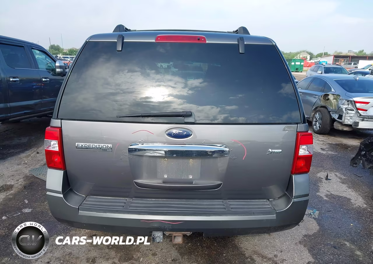 2010 Ford Expedition Xlt VIN:1FMJU1F53AEA48349 - 16