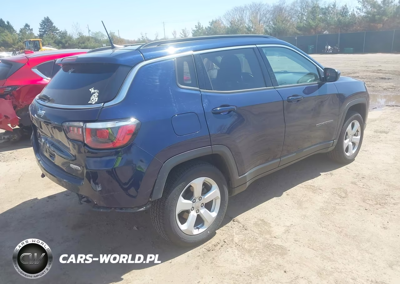 2020 Jeep Compass Latitude 4X4 VIN:3C4NJDBB1LT123113 - 4