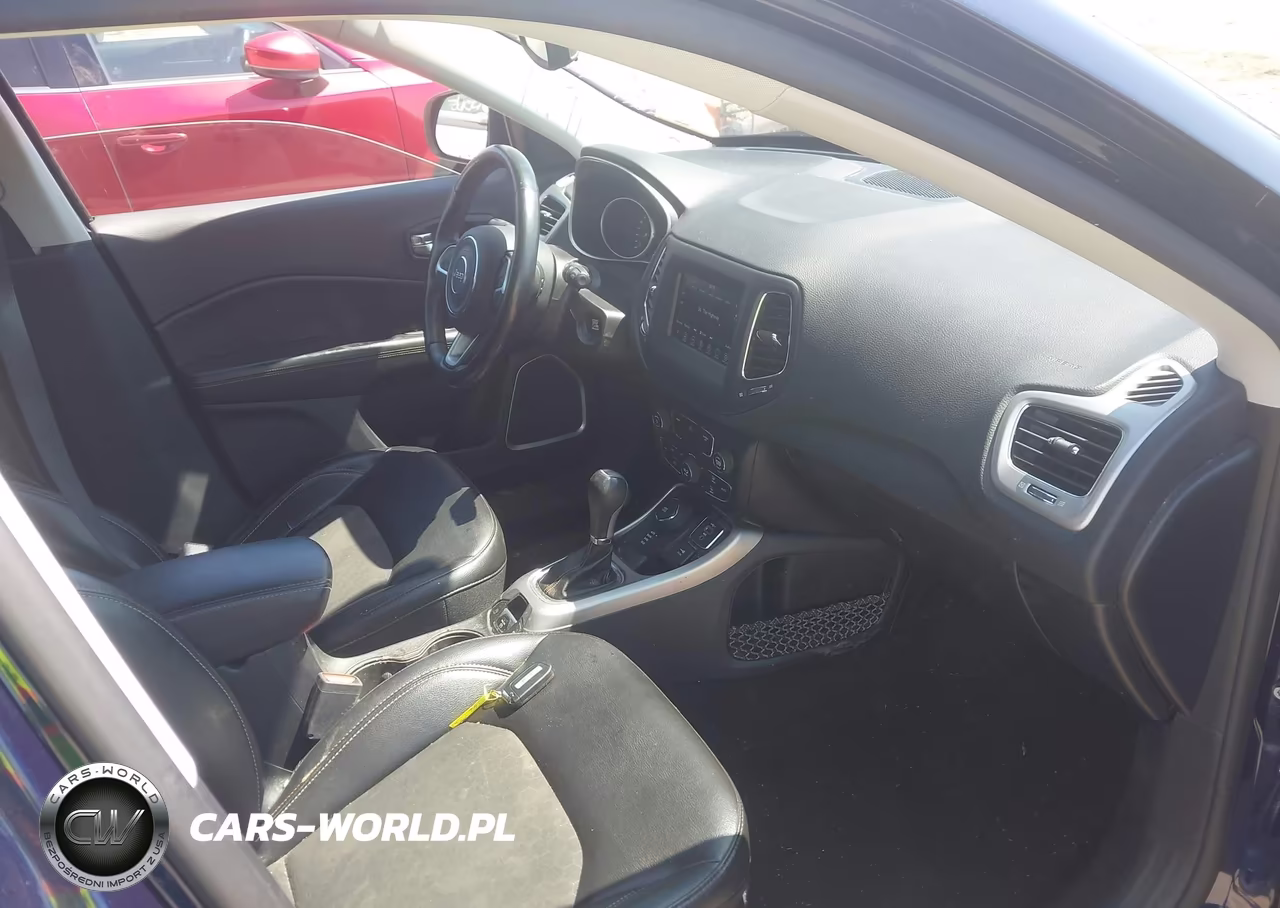 2020 Jeep Compass Latitude 4X4 VIN:3C4NJDBB1LT123113 - 5