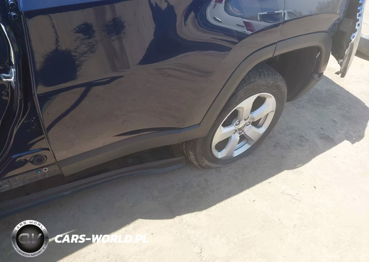 2020 Jeep Compass Latitude 4X4 VIN:3C4NJDBB1LT123113 - 6