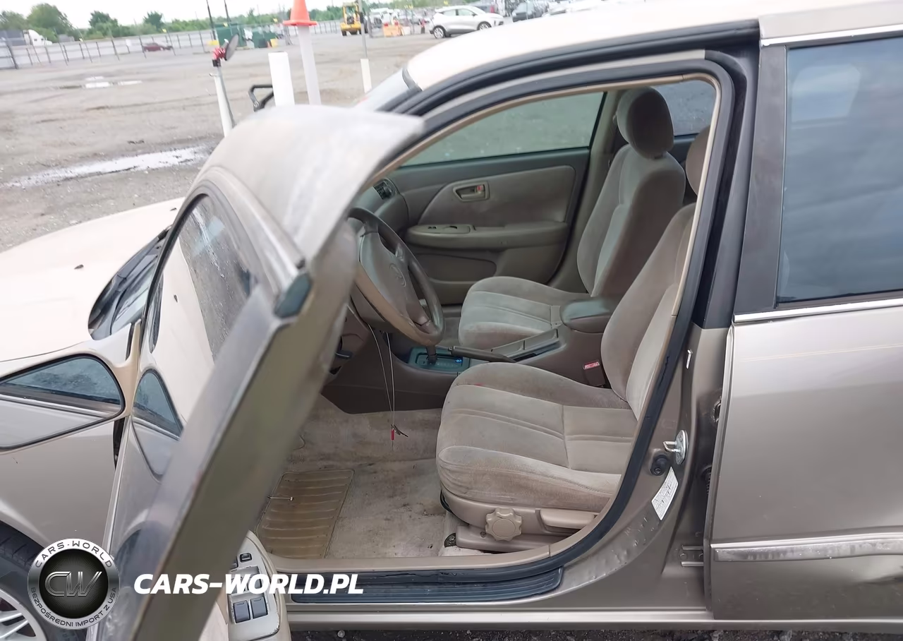 1999 Toyota Camry Le VIN:4T1BG22K6XU868338 - 17