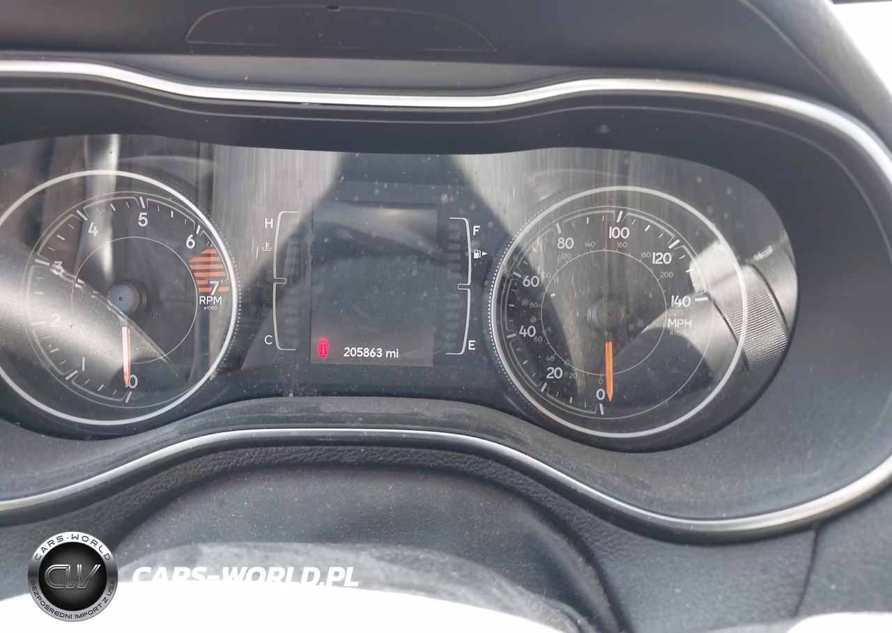 2019 Jeep Cherokee Latitude Fwd VIN:1C4PJLCB7KD307543 - 7