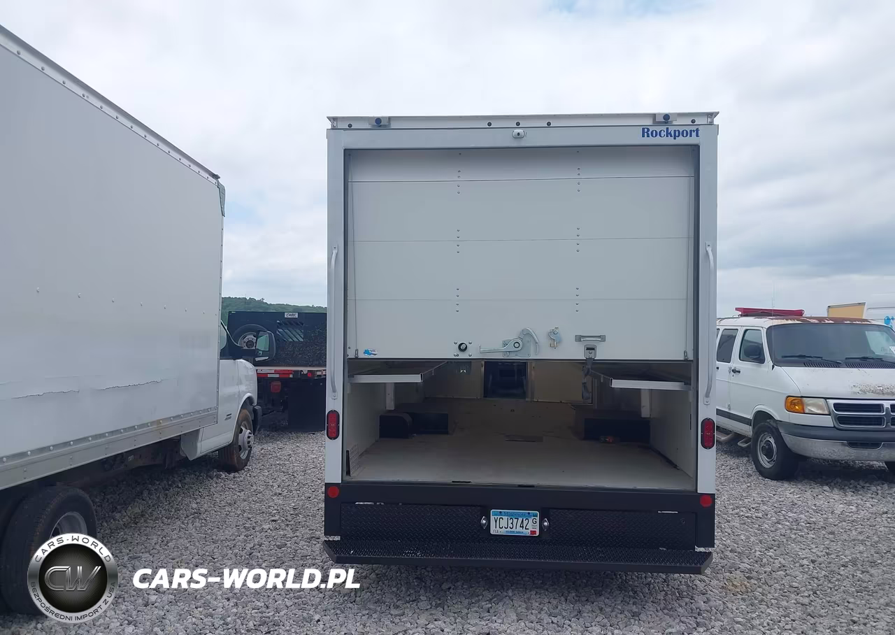 2024 Ford E-450 Cutaway VIN:1FDXE4FN1RDD02439 - 15