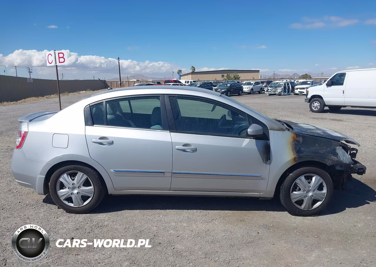 2011 Nissan Sentra 2.0S VIN:3N1AB6AP1BL669643 - 13