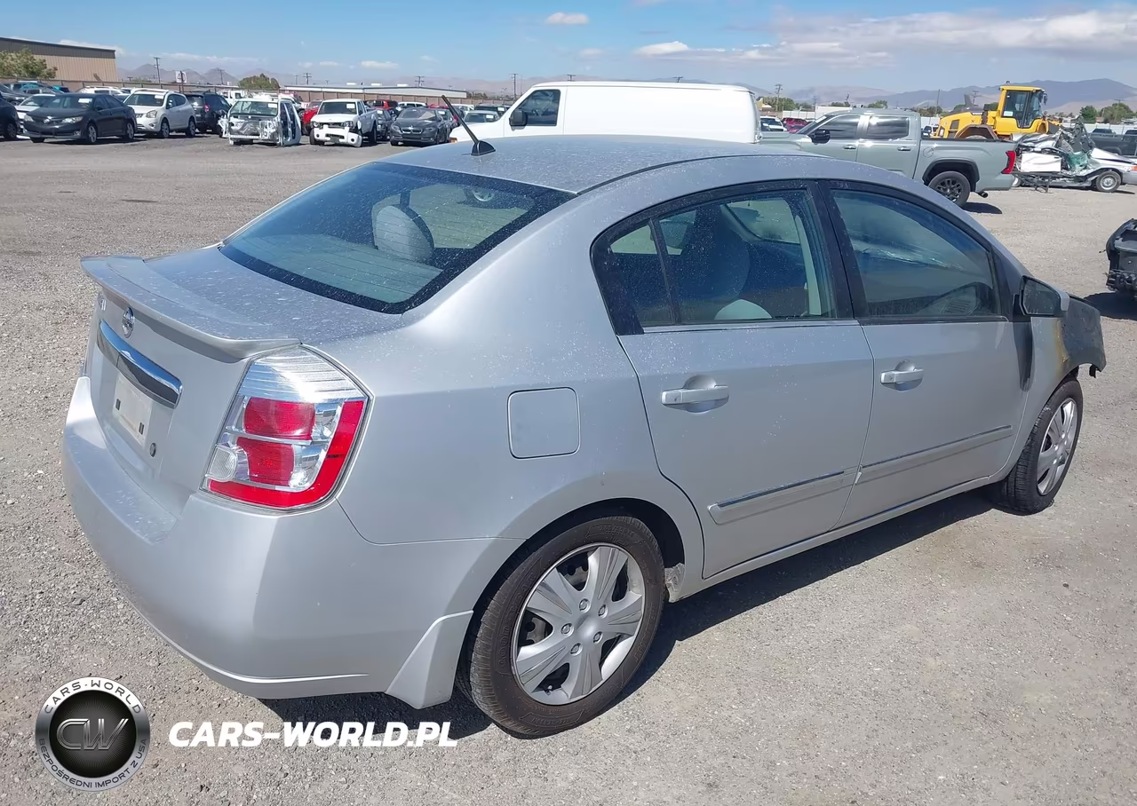 2011 Nissan Sentra 2.0S VIN:3N1AB6AP1BL669643 - 4
