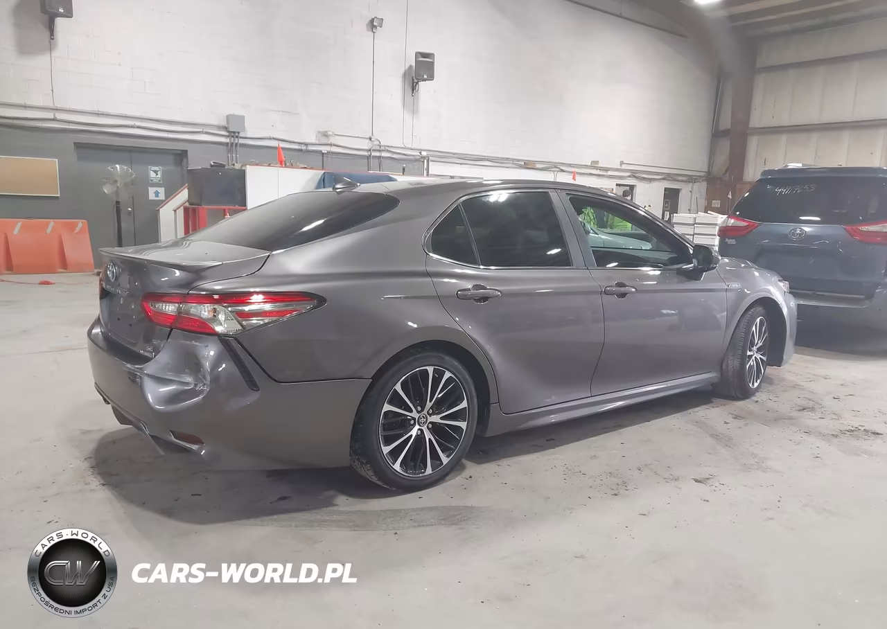 2018 Toyota Camry Hybrid Se VIN:4T1B21HK6JU006096 - 4