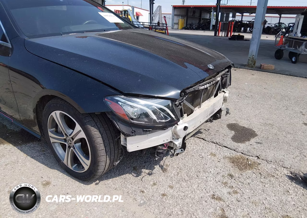 2018 Mercedes-Benz E 400 VIN:WDD1J6FB0JF017298 - 18
