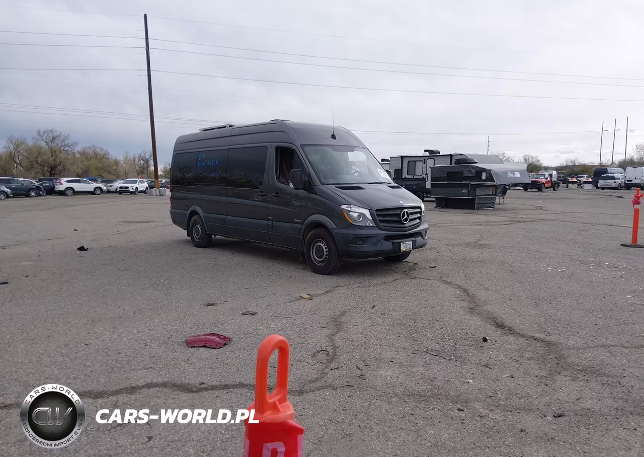 2015 Mercedes-Benz Sprinter 2500 High Roof