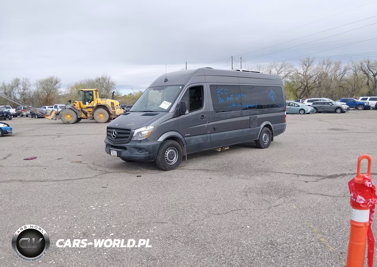 2015 Mercedes-Benz Sprinter 2500 High Roof VIN:WDZPE8CC9FP136504 - 2