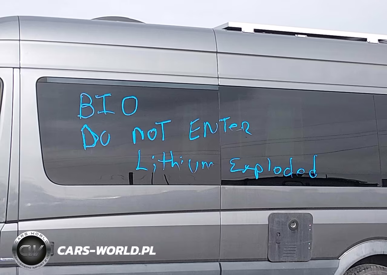 2015 Mercedes-Benz Sprinter 2500 High Roof VIN:WDZPE8CC9FP136504 - 7