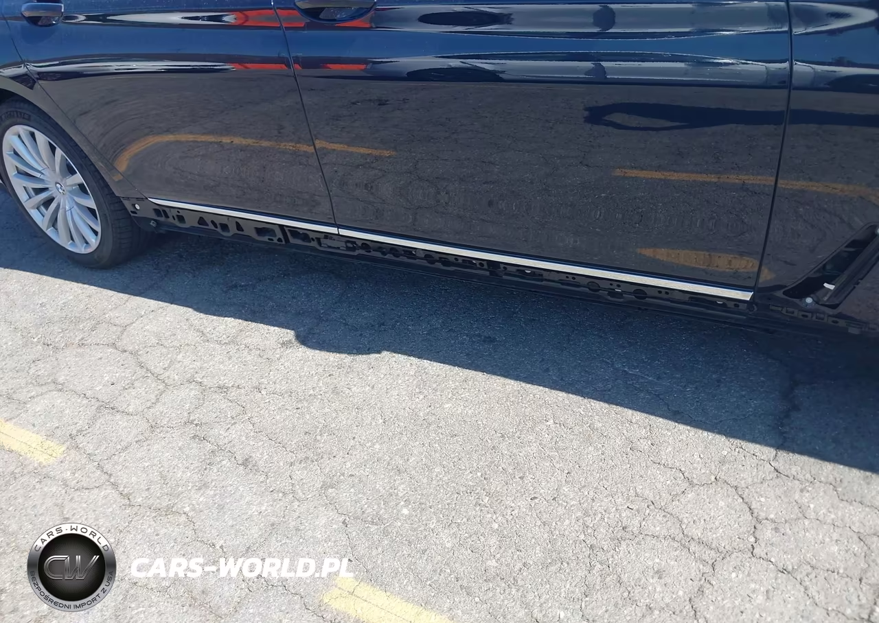 2019 BMW 740I VIN:WBA7E2C56KB217785 - 18