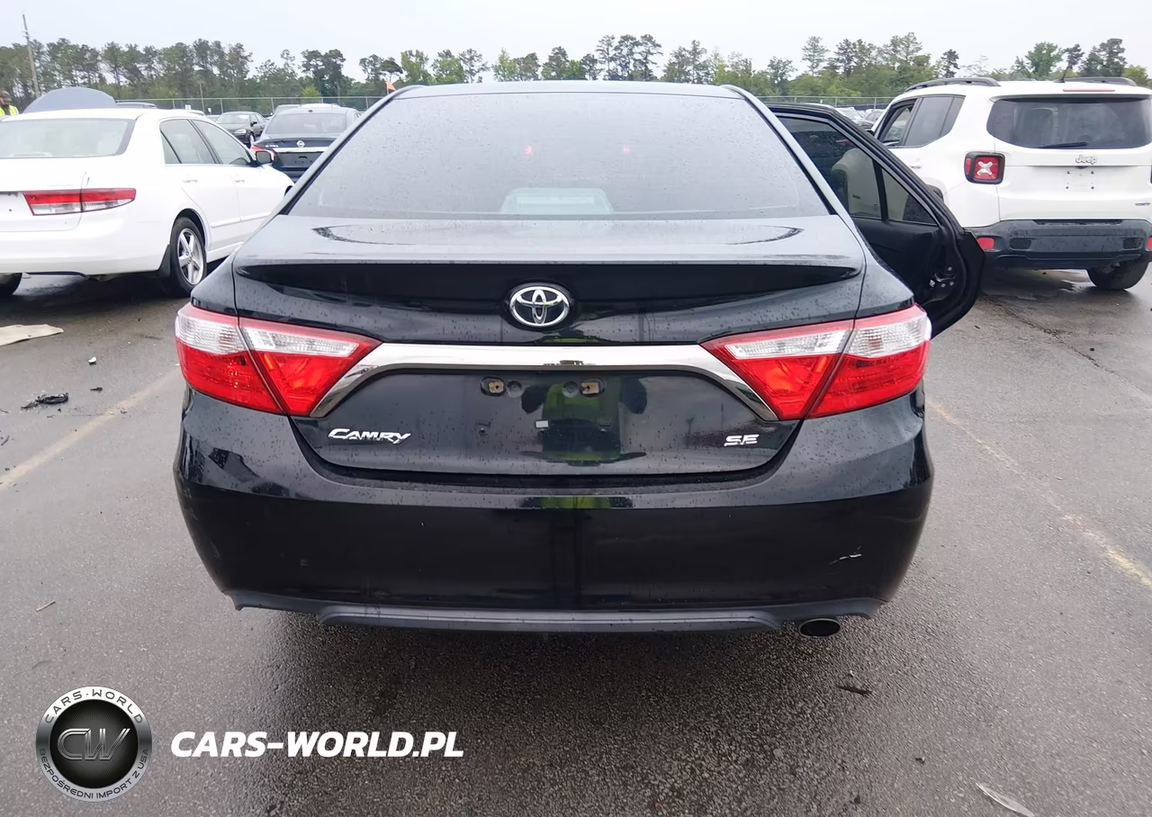2016 Toyota Camry Se VIN:4T1BF1FK3GU244200 - 16