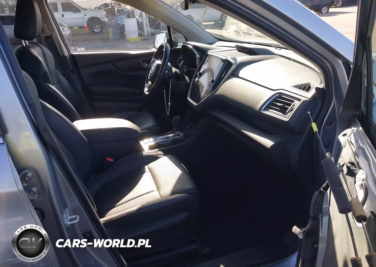 2023 Subaru Ascent Limited 8-Passenger VIN:4S4WMAND6P3453091 - 5
