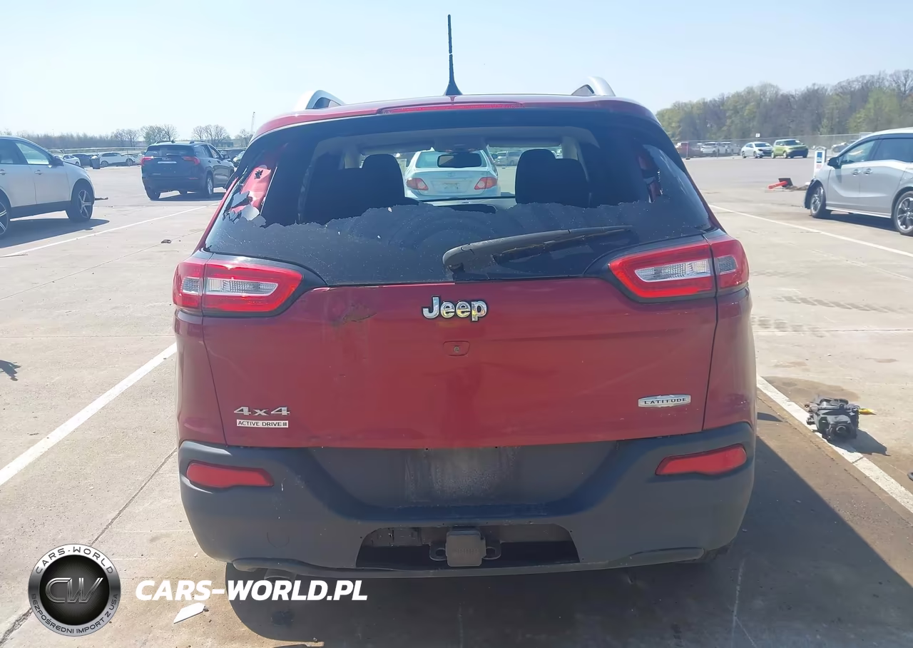 2016 Jeep Cherokee Latitude VIN:1C4PJMCB0GW235540 - 17