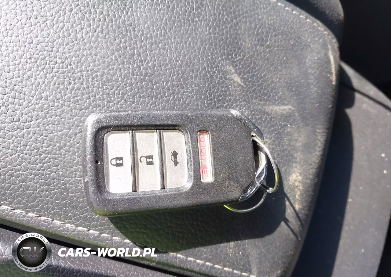 2019 Honda Civic Sport VIN:2HGFC2E82KH588690 - 11