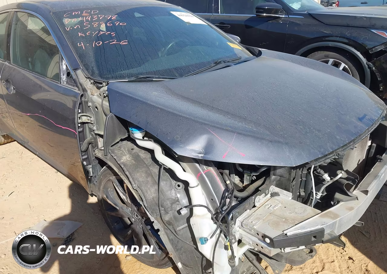 2019 Honda Civic Sport VIN:2HGFC2E82KH588690 - 6